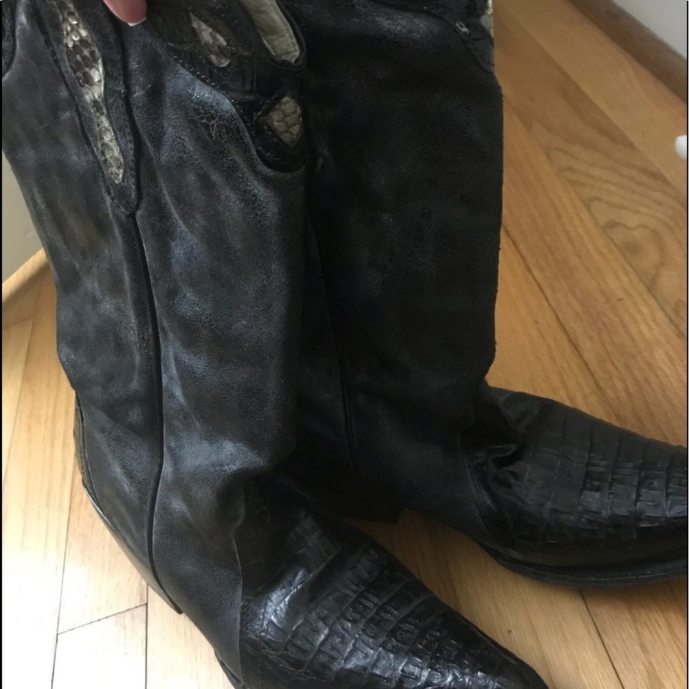Black Cowboy Boot with Snake Skin Accent